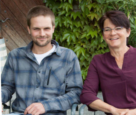 Selbst ist die Frau:  Winzerin Irene Grünenfelder vertraut der Natur