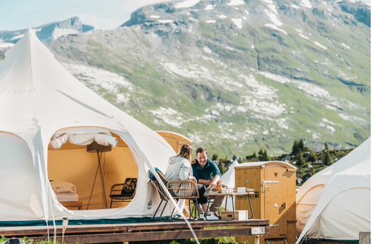 TCS Pop-Up-Glamping-Dorf gewinnt einen Oscar der Campingbranche