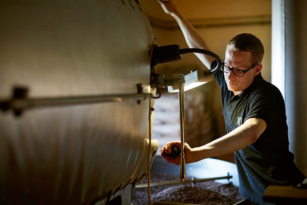 So rösten wir Spitzenkaffee mit starkem Charakter